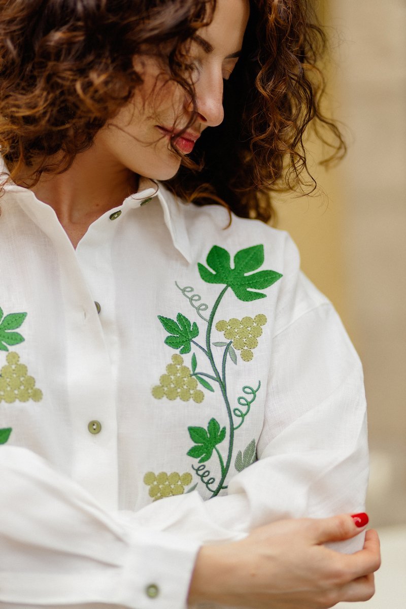 ava-shirt-04.jpg
