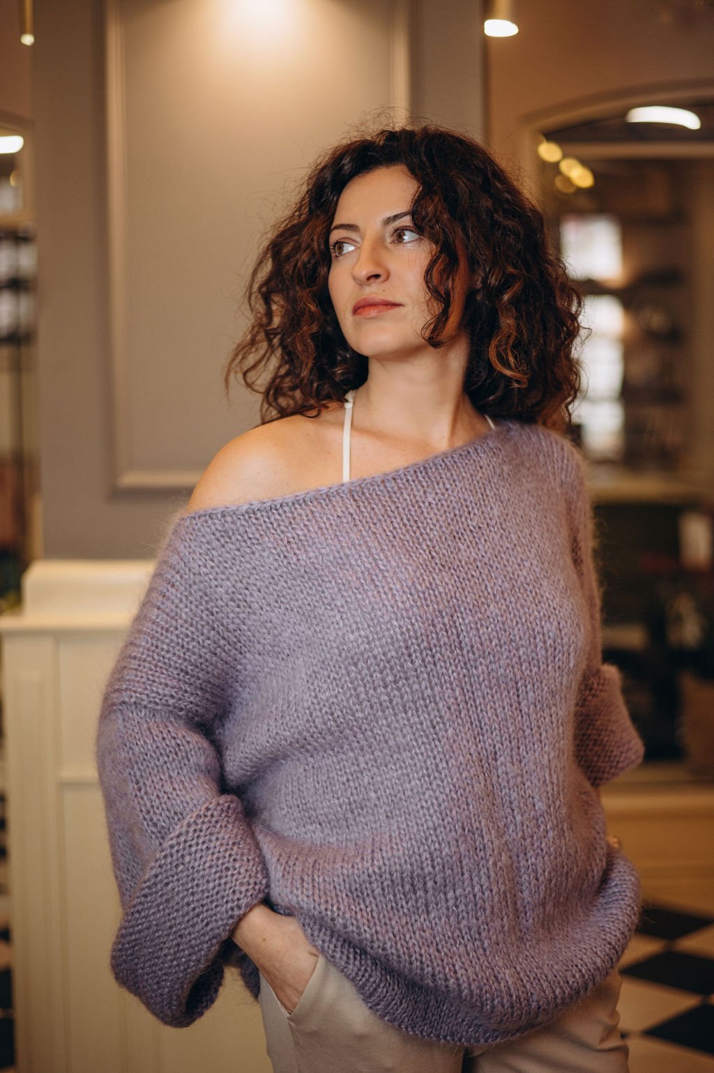 lila_sweater02.jpg