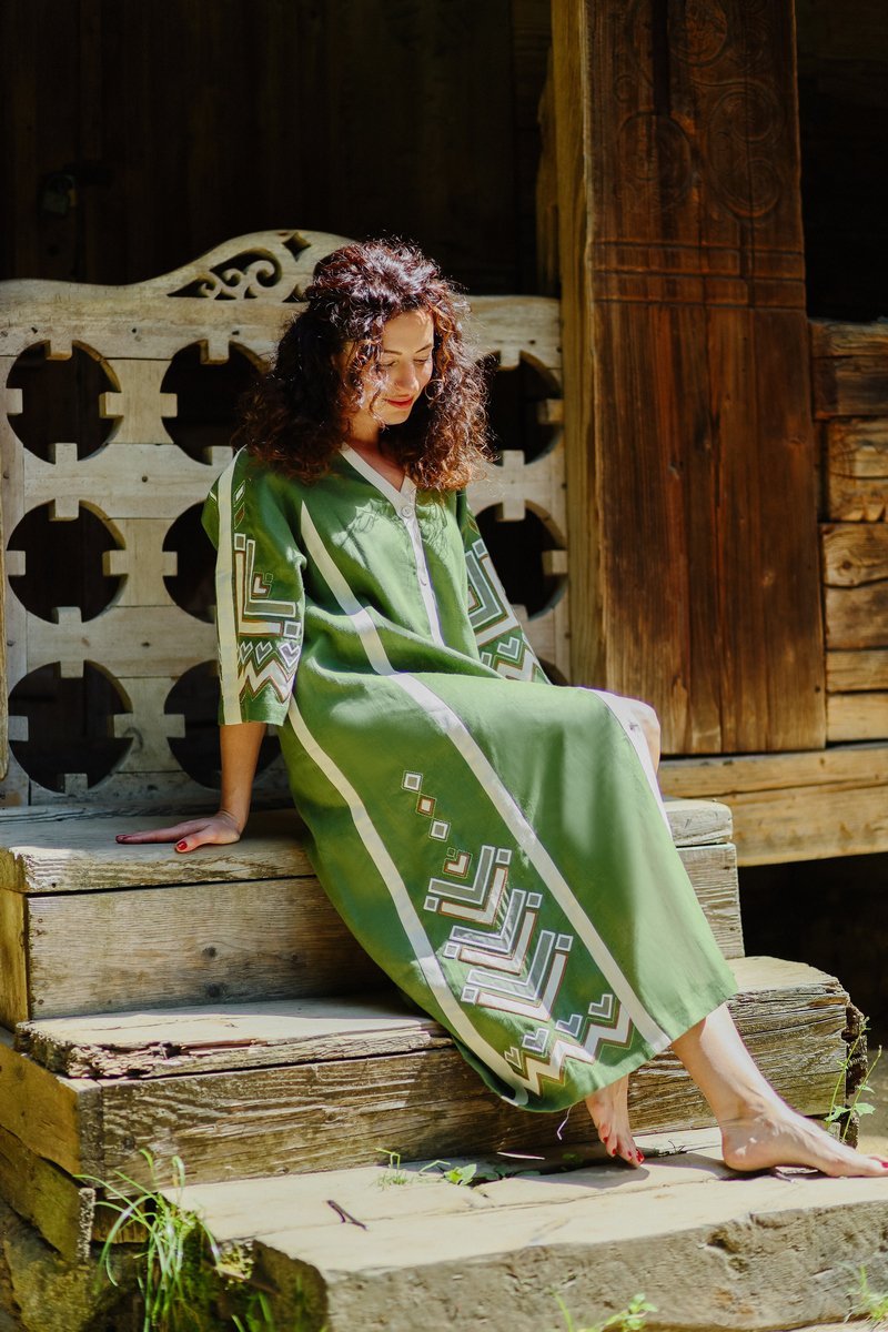 mavka-dress-02.jpg